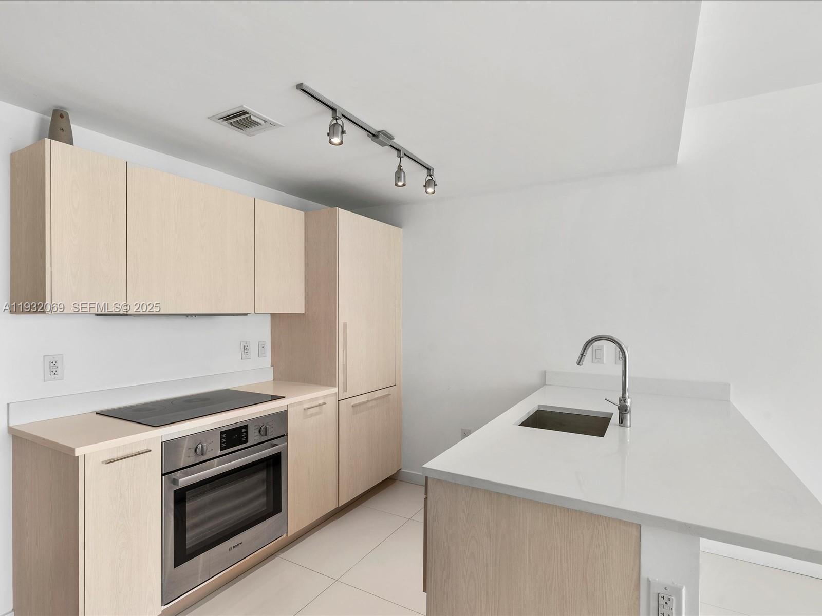 501 NE 31st St #1703, Miami FL 33137