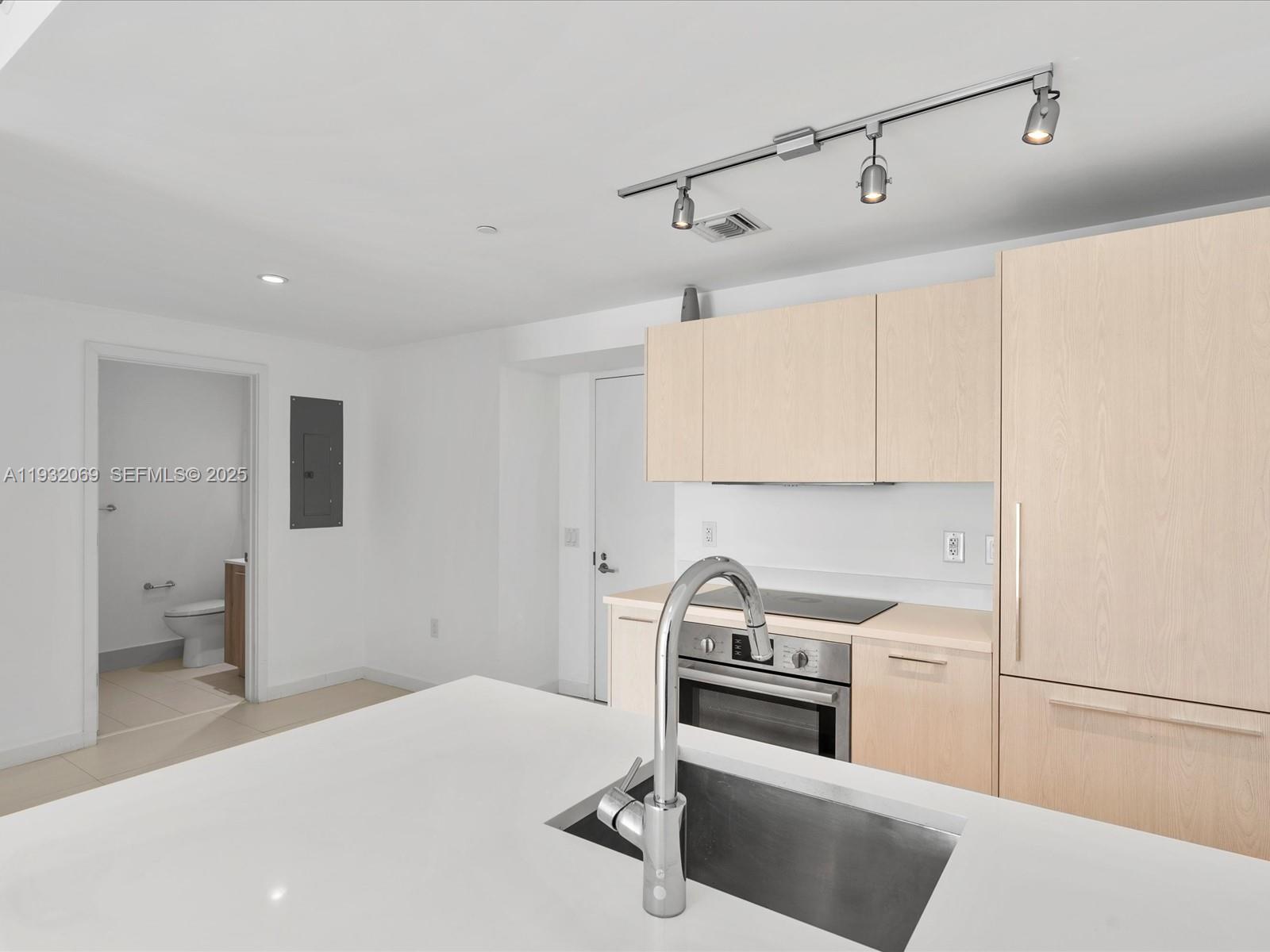501 NE 31st St #1703, Miami FL 33137