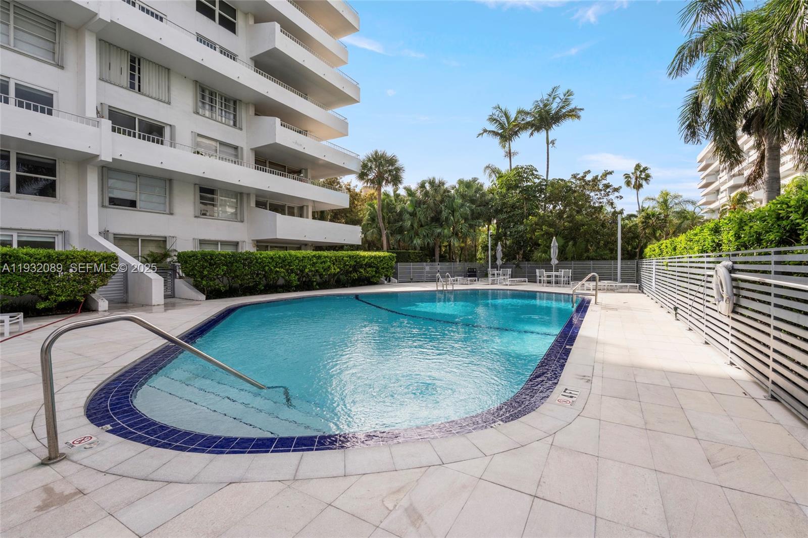 199 Ocean Lane Dr #611, Key Biscayne FL 33149