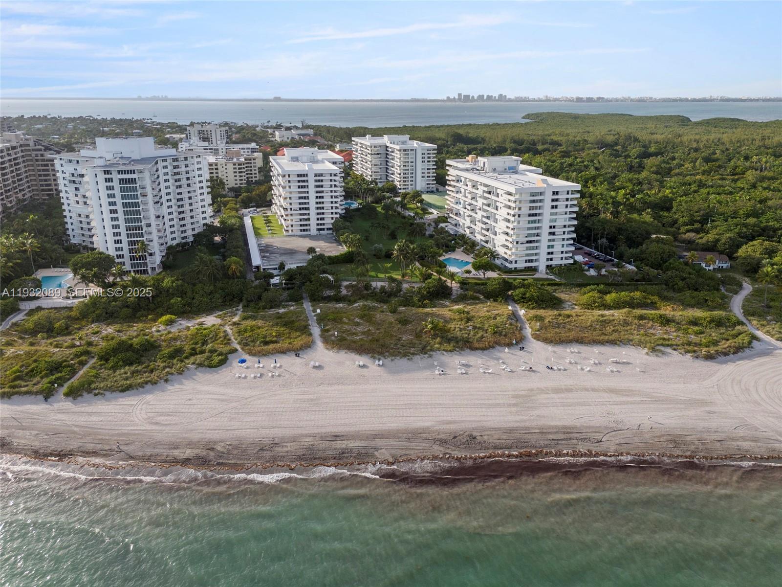 199 Ocean Lane Dr #611, Key Biscayne FL 33149