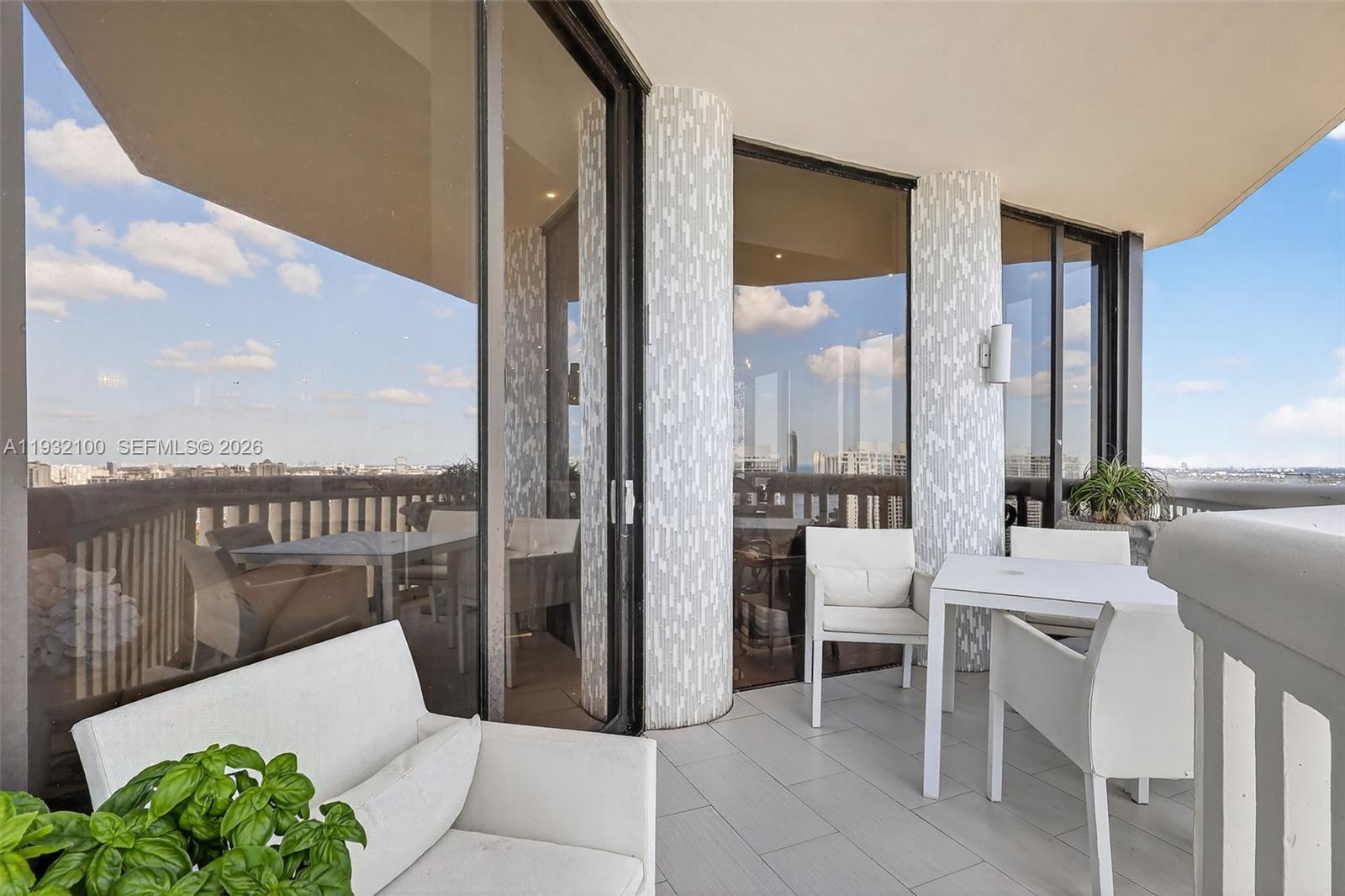 1000 Island Blvd #PH9, Aventura FL 33160