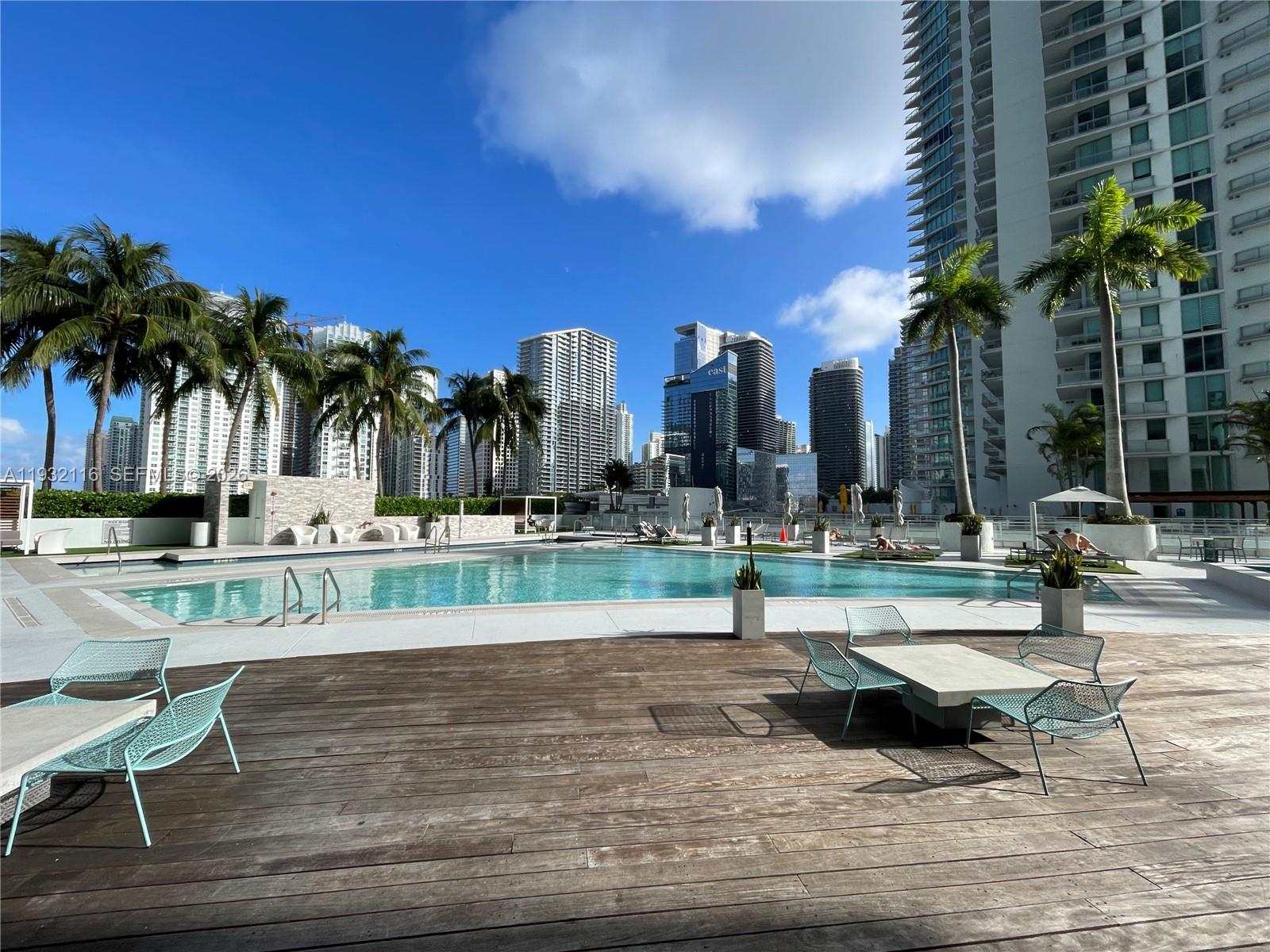 90 SW 3rd St #1205, Miami FL 33130