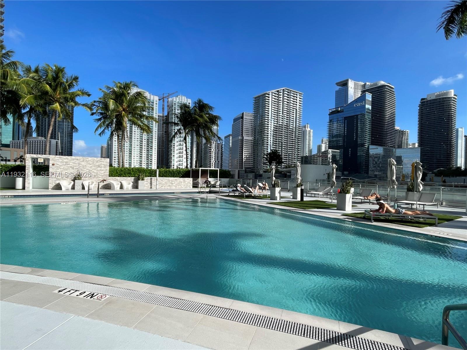 90 SW 3rd St #1205, Miami FL 33130