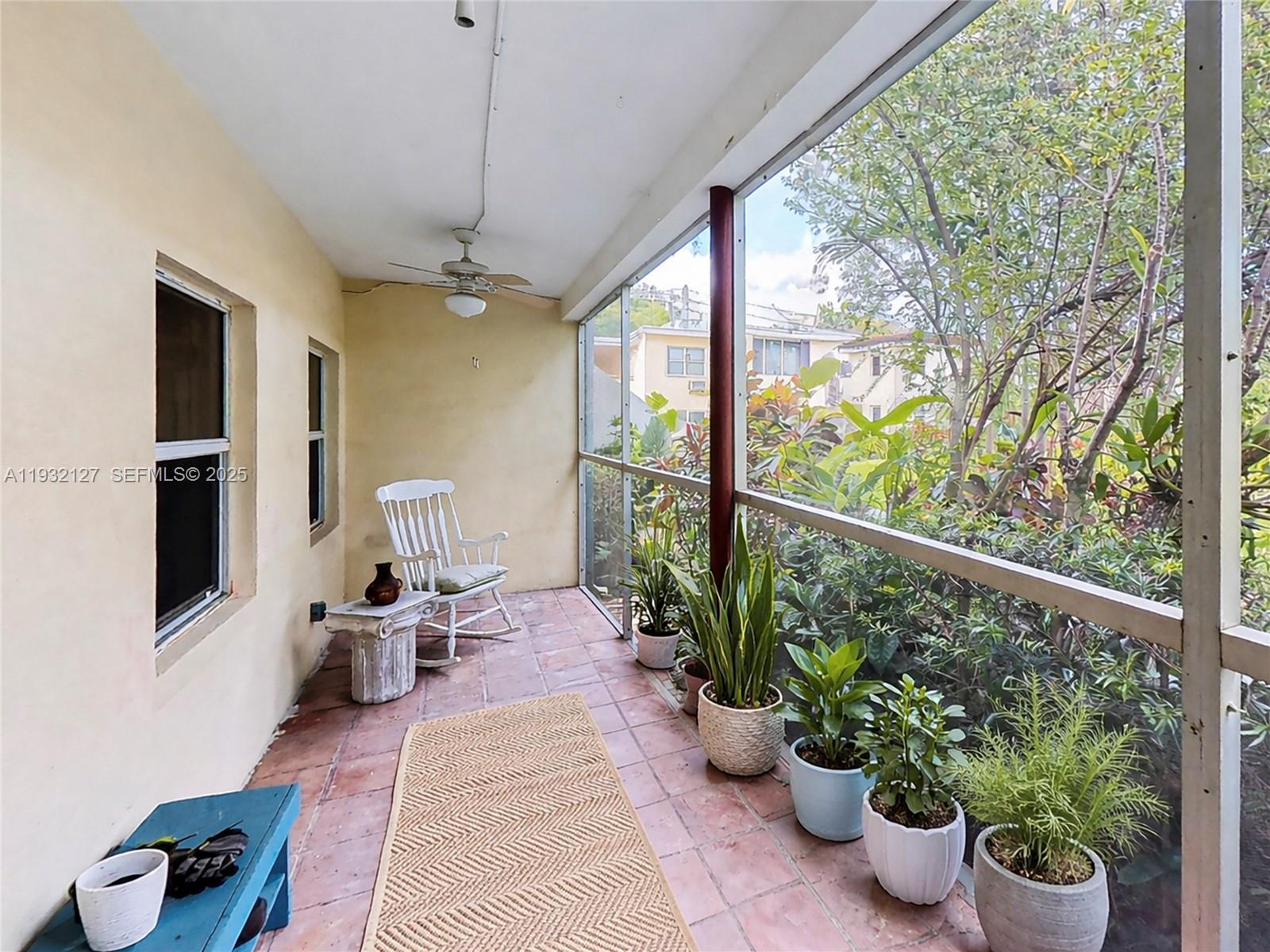 726 NE 92nd St #6L, Miami Shores FL 33138