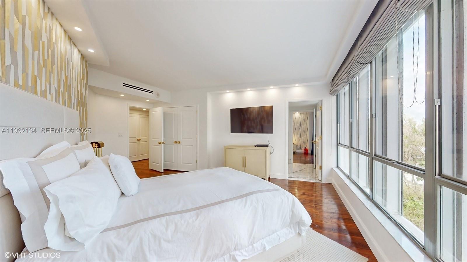 10155 Collins Ave #410, Bal Harbour FL 33154
