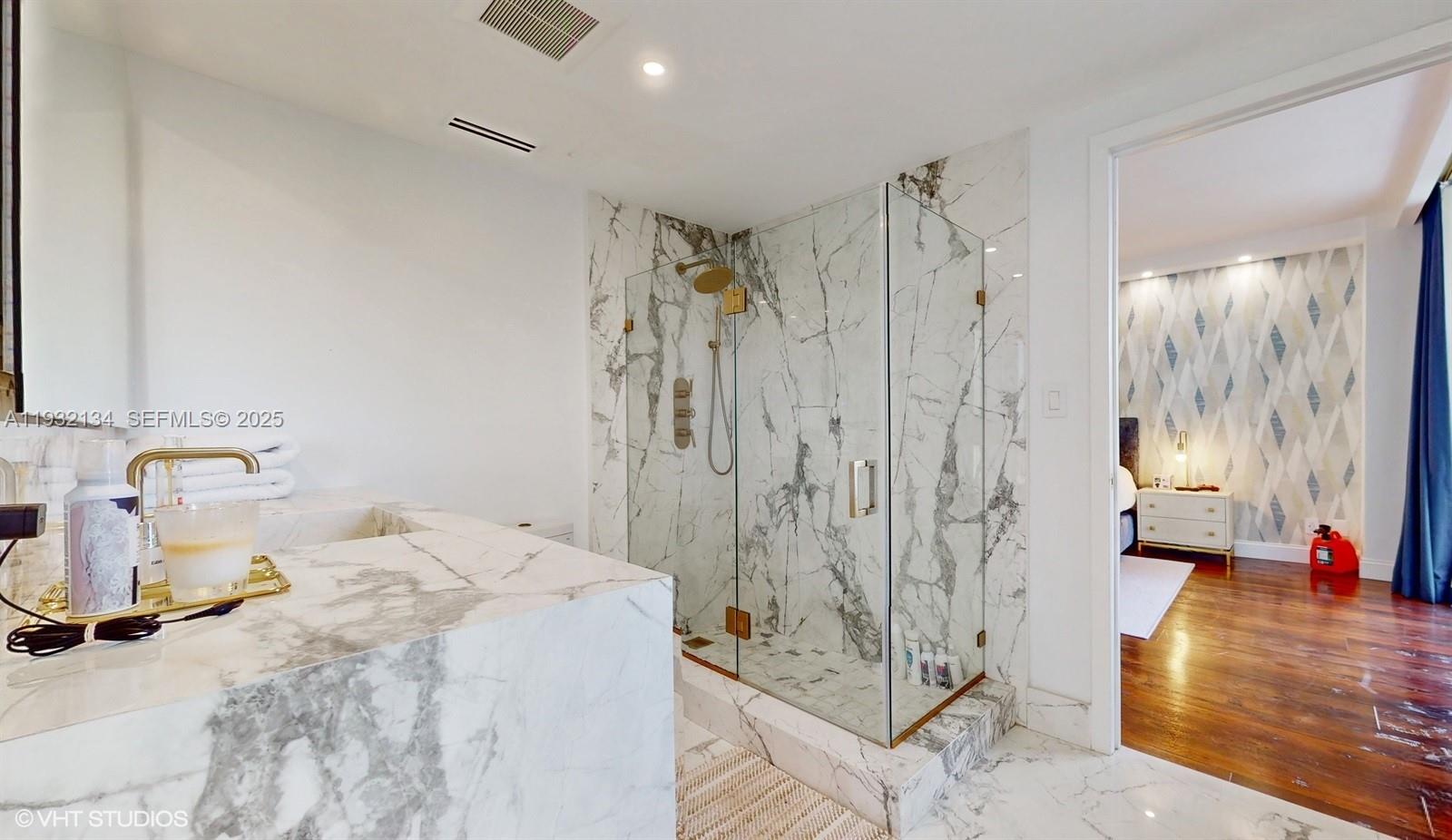 10155 Collins Ave #410, Bal Harbour FL 33154