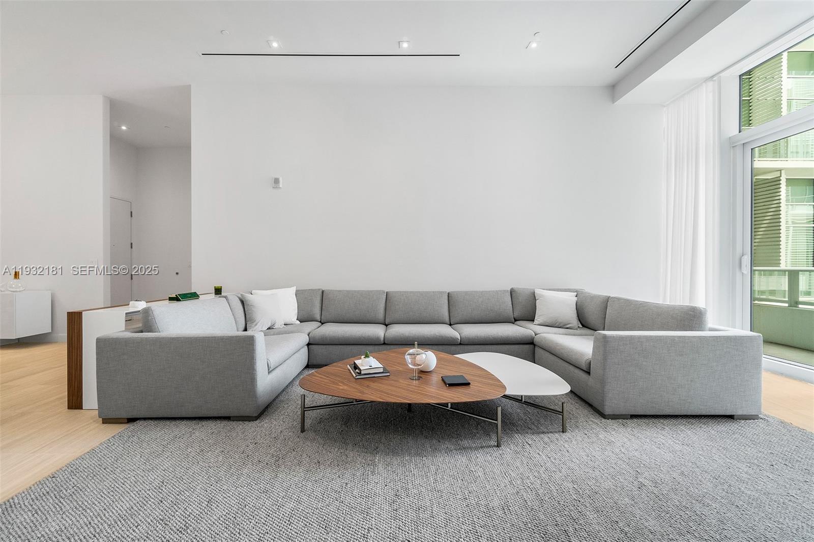 4701 N Meridian Ave #210, Miami Beach FL 33140