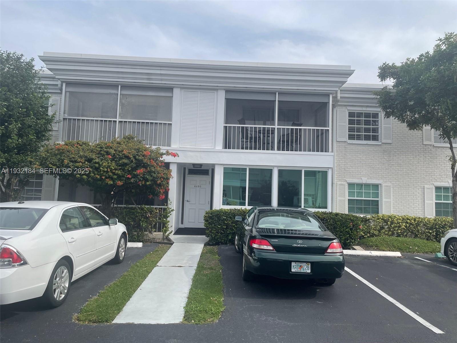 6405 Bay Club Dr #3, Fort Lauderdale FL 33308