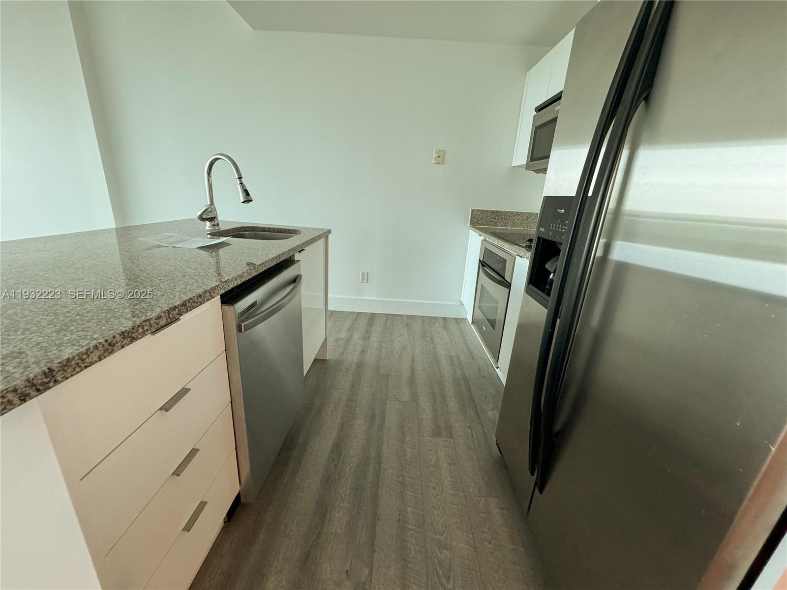 888 Biscayne Blvd #709, Miami FL 33132