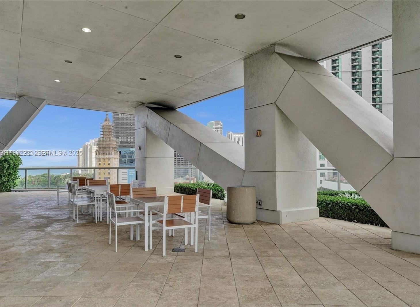 888 Biscayne Blvd #709, Miami FL 33132