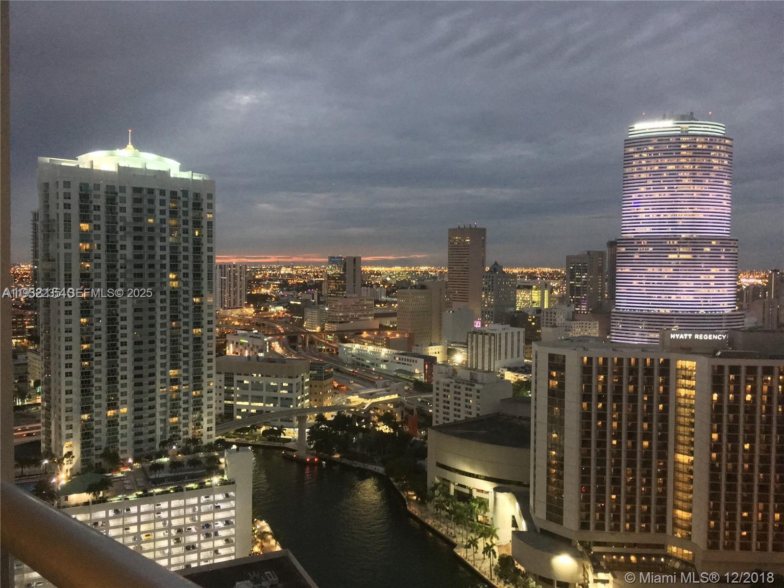 475 Brickell Ave #3414, Miami FL 33131
