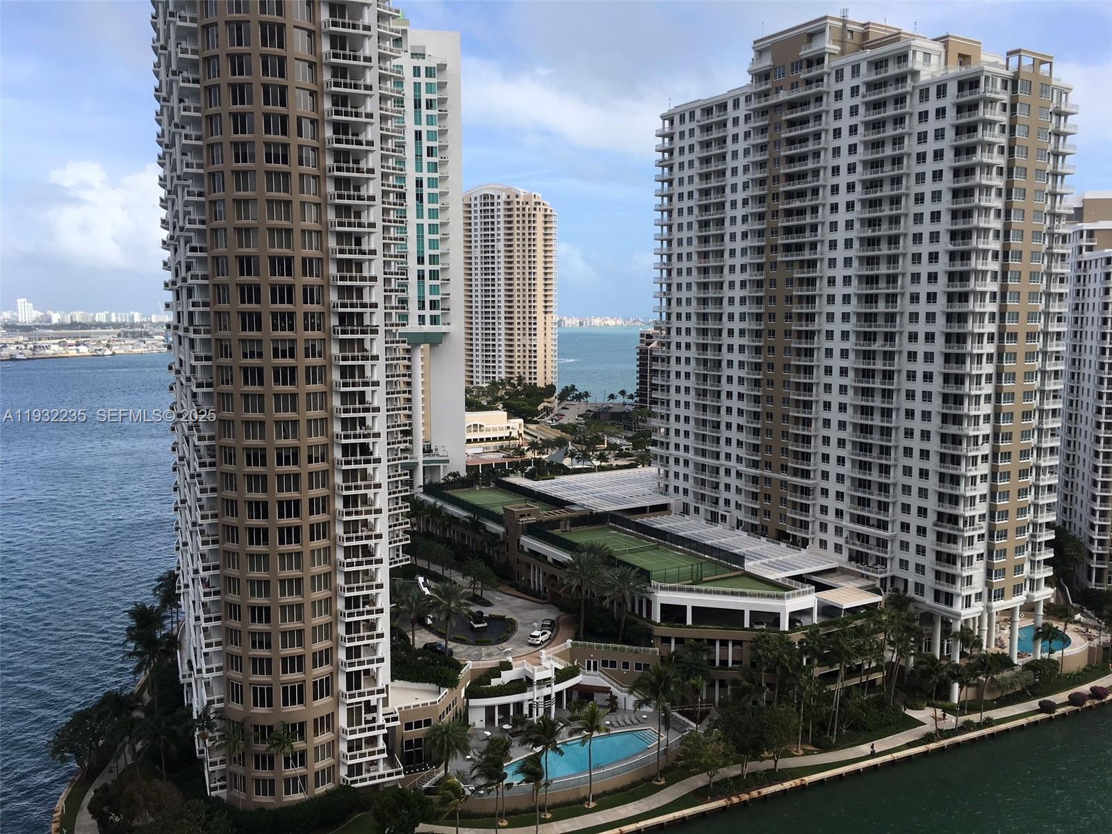 475 Brickell Ave #3414, Miami FL 33131