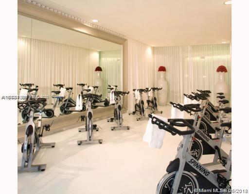 475 Brickell Ave #3414, Miami FL 33131