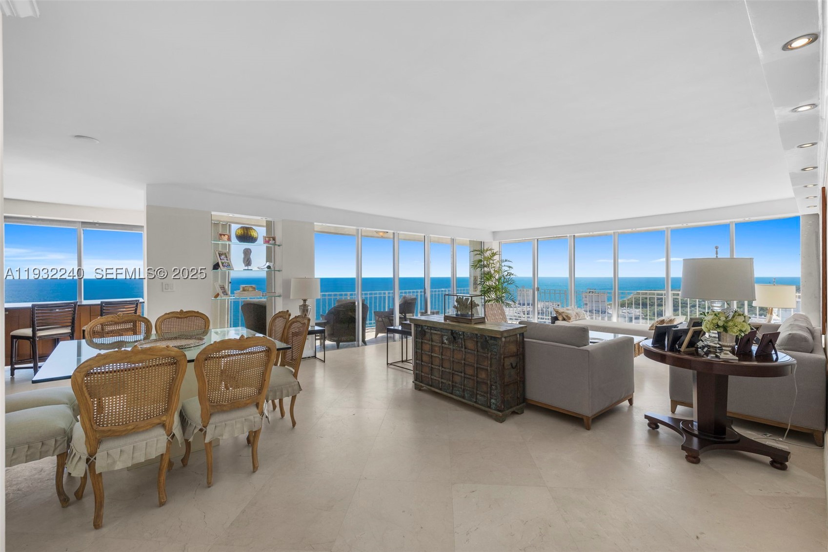 881 Ocean Dr #20A, Key Biscayne FL 33149