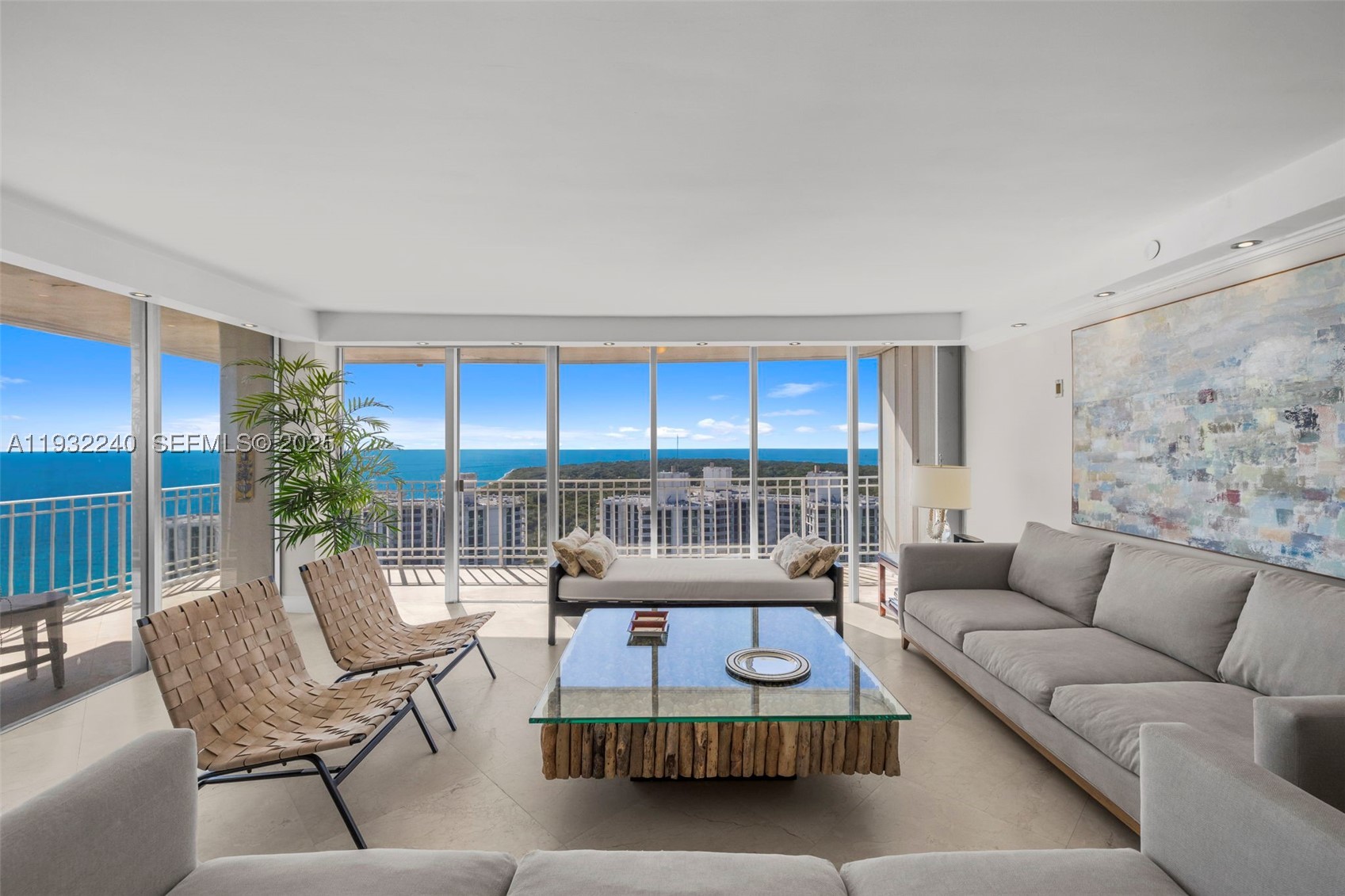 881 Ocean Dr #20A, Key Biscayne FL 33149