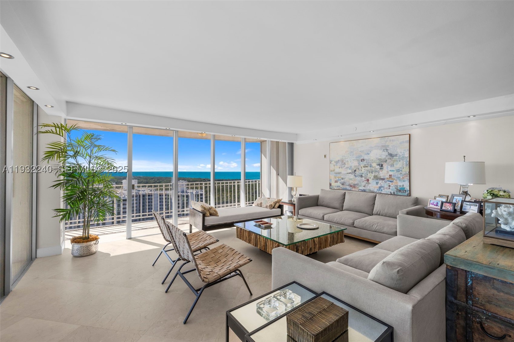 881 Ocean Dr #20A, Key Biscayne FL 33149