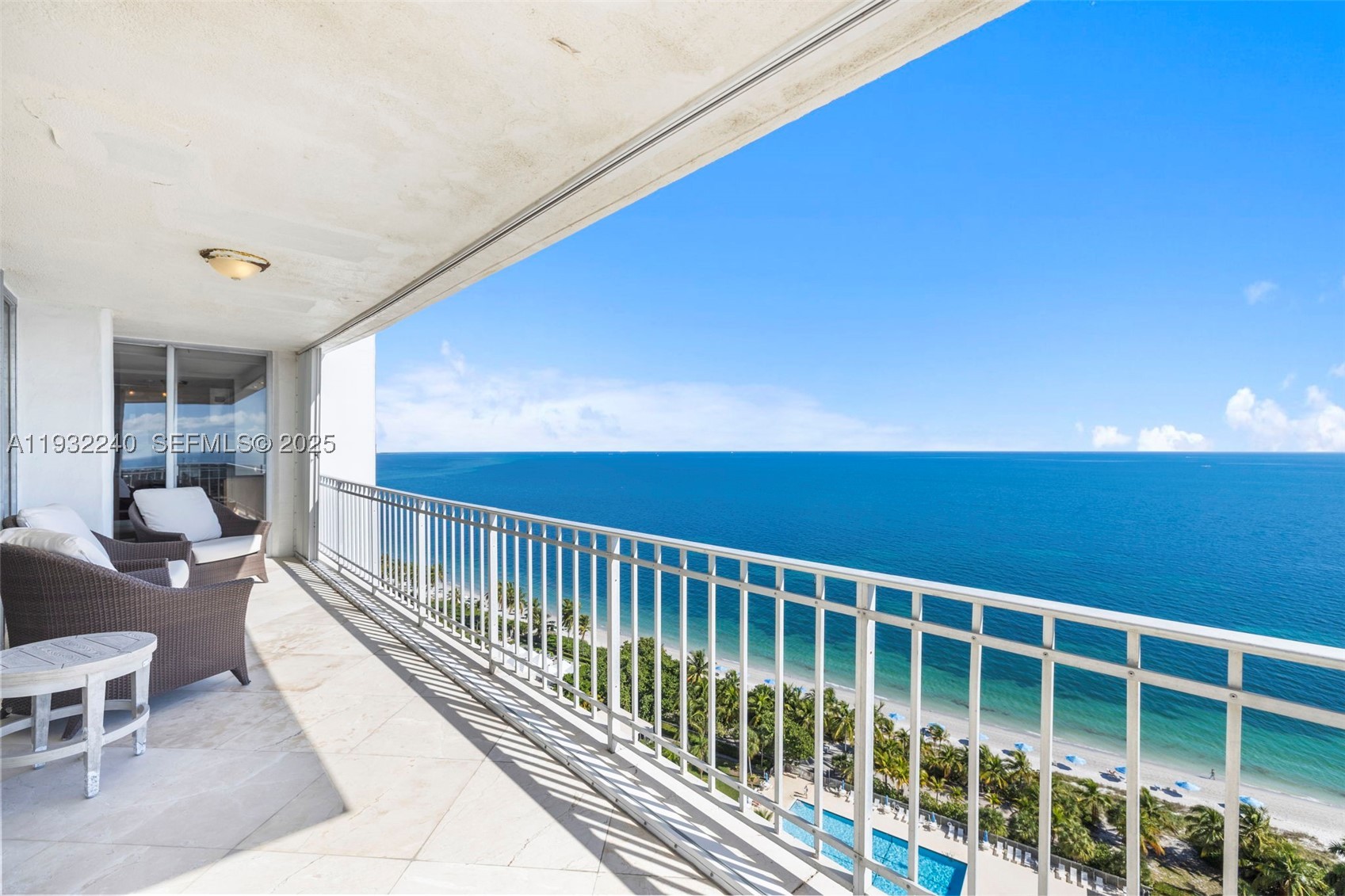 881 Ocean Dr #20A, Key Biscayne FL 33149