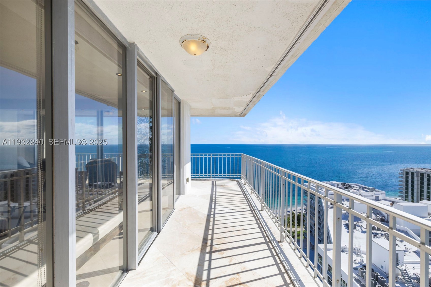 881 Ocean Dr #20A, Key Biscayne FL 33149