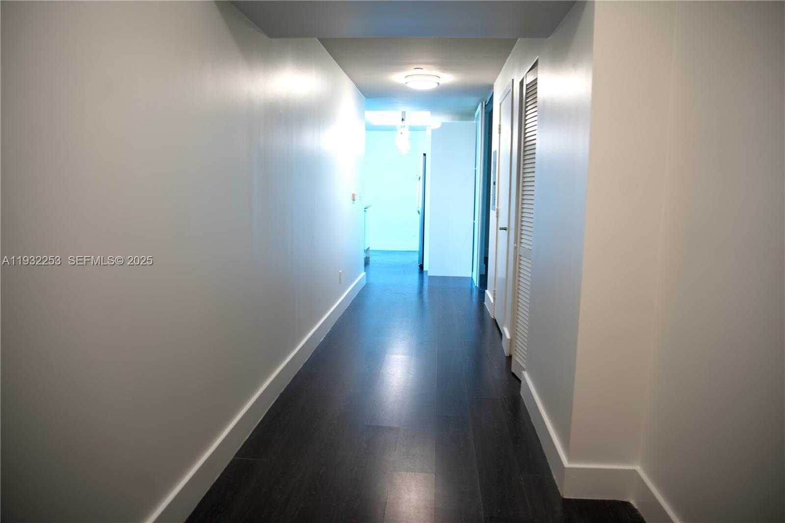888 Biscayne Blvd #609, Miami FL 33132