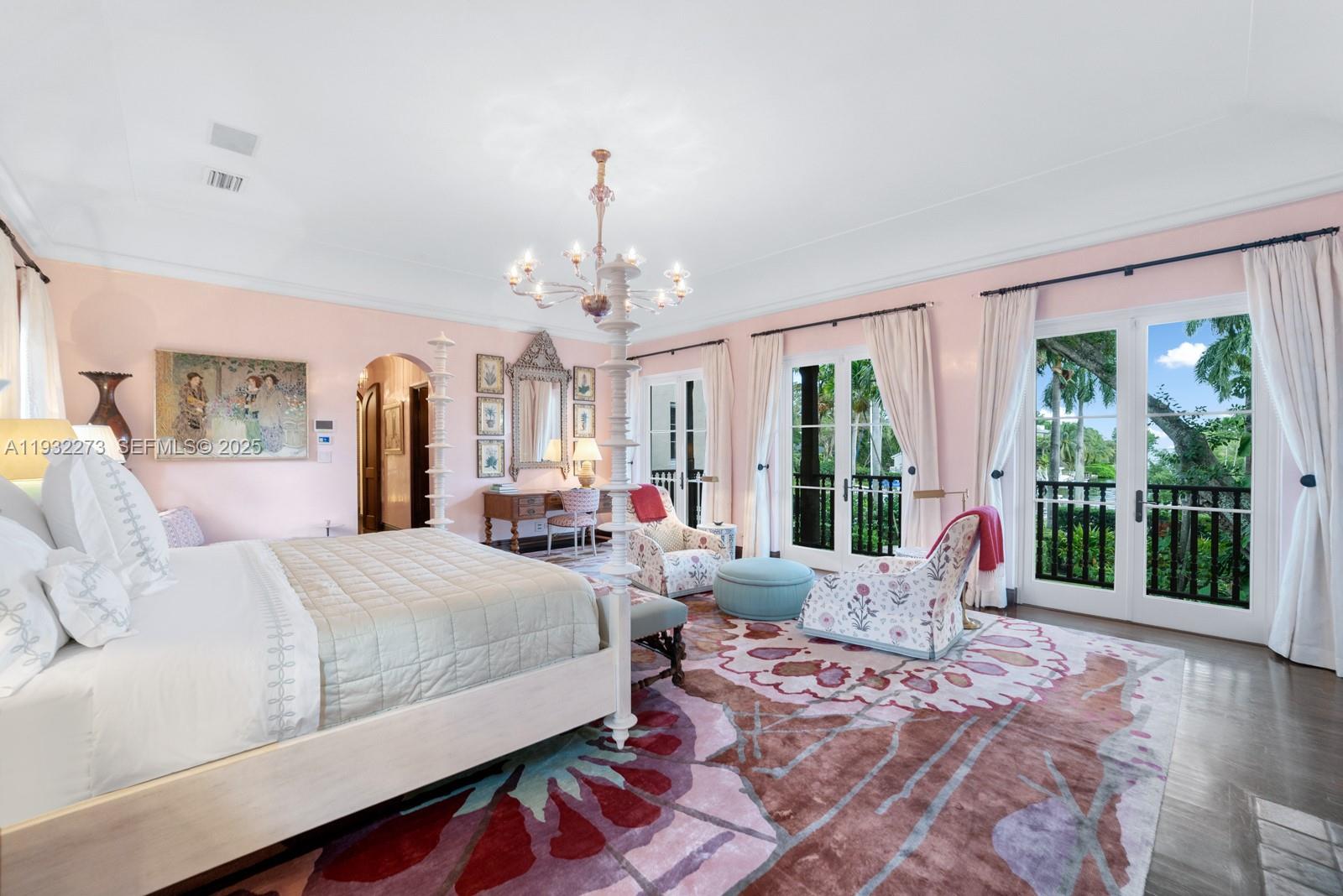 3467 N Moorings Way, Miami FL 33133