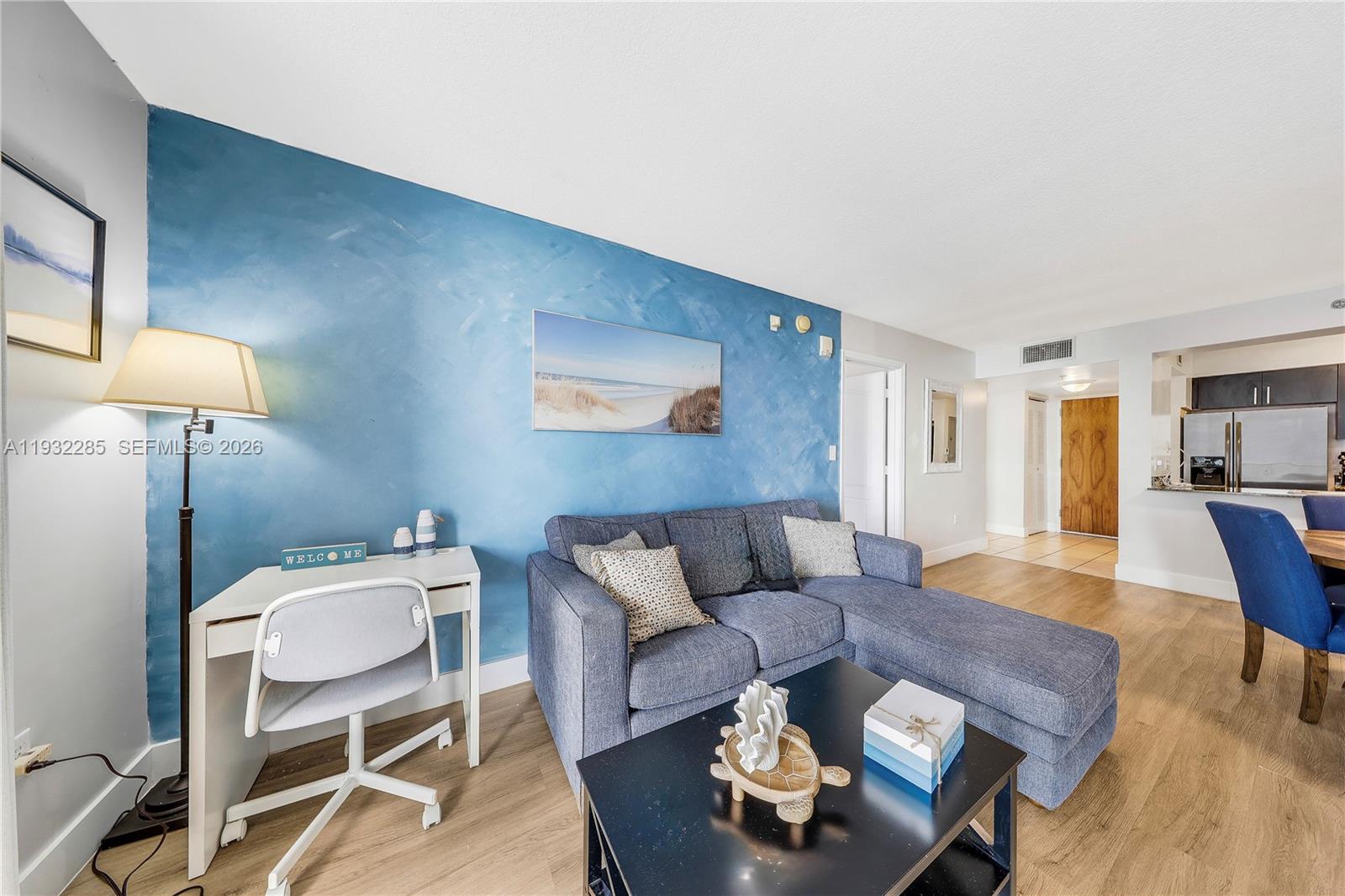 1200 Brickell Bay Dr #2903, Miami FL 33131
