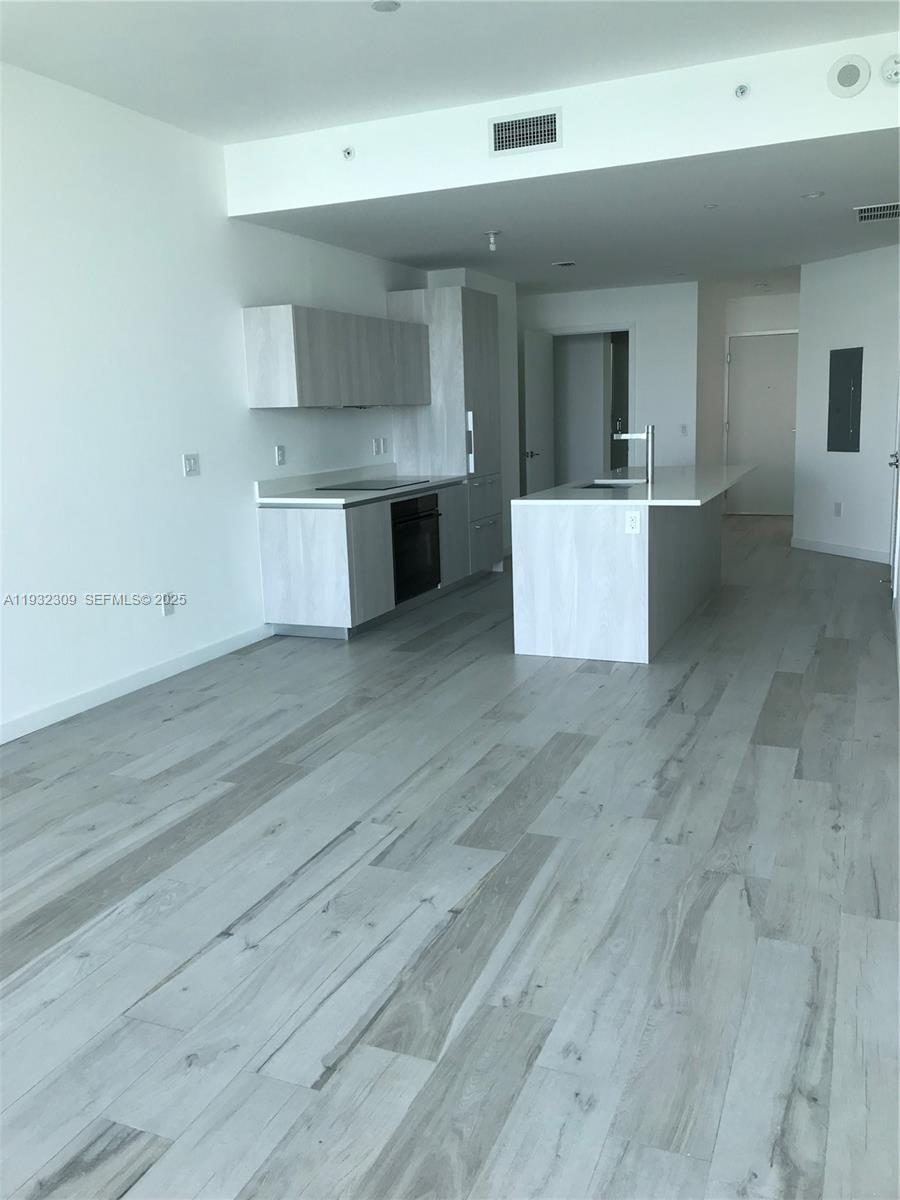 480 NE 31 St #3905, Miami FL 33137