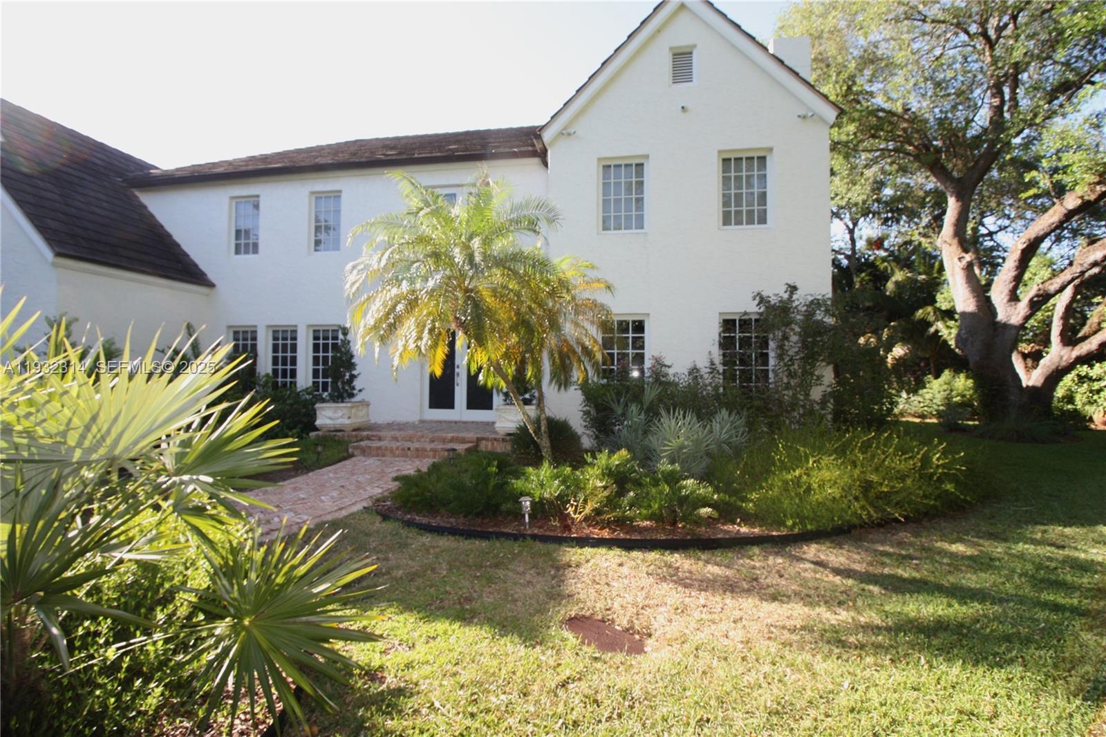 6750 Granada Blvd, Coral Gables FL 33146