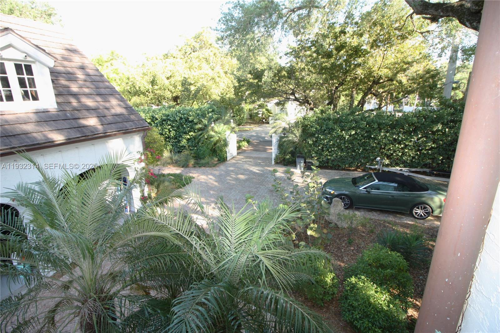 6750 Granada Blvd, Coral Gables FL 33146