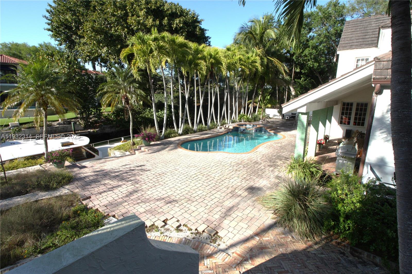 6750 Granada Blvd, Coral Gables FL 33146