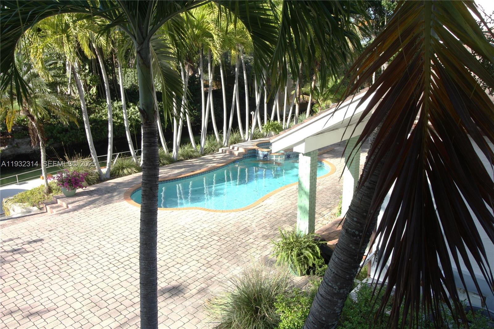 6750 Granada Blvd, Coral Gables FL 33146