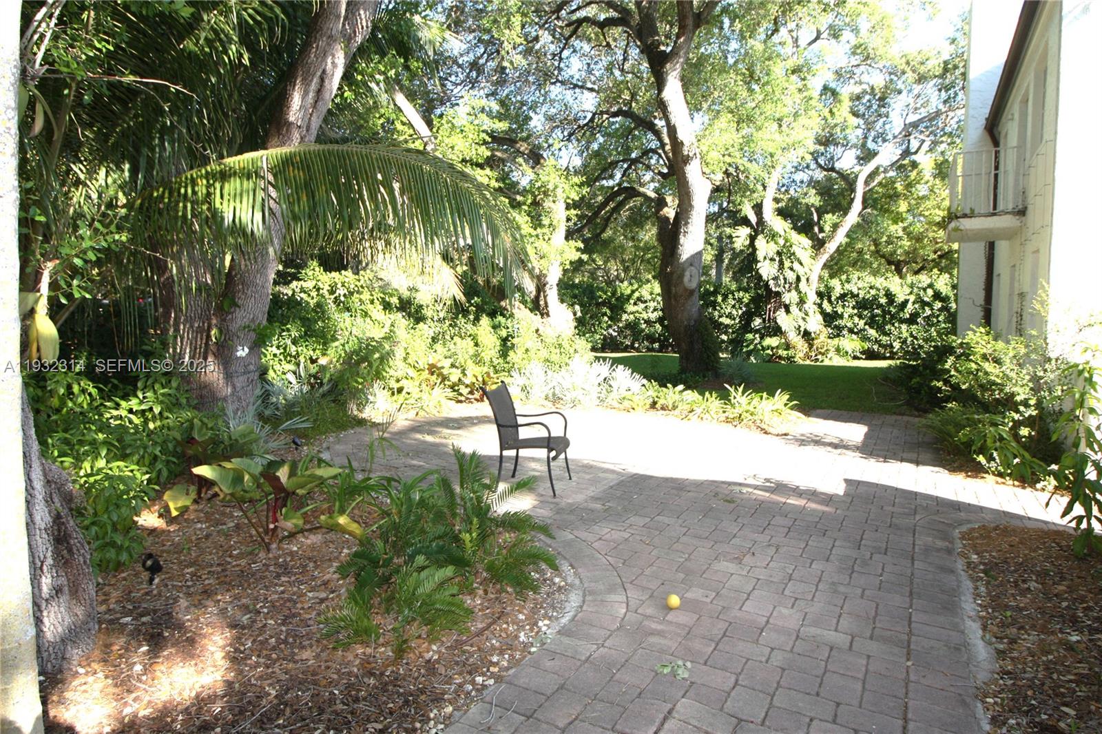 6750 Granada Blvd, Coral Gables FL 33146