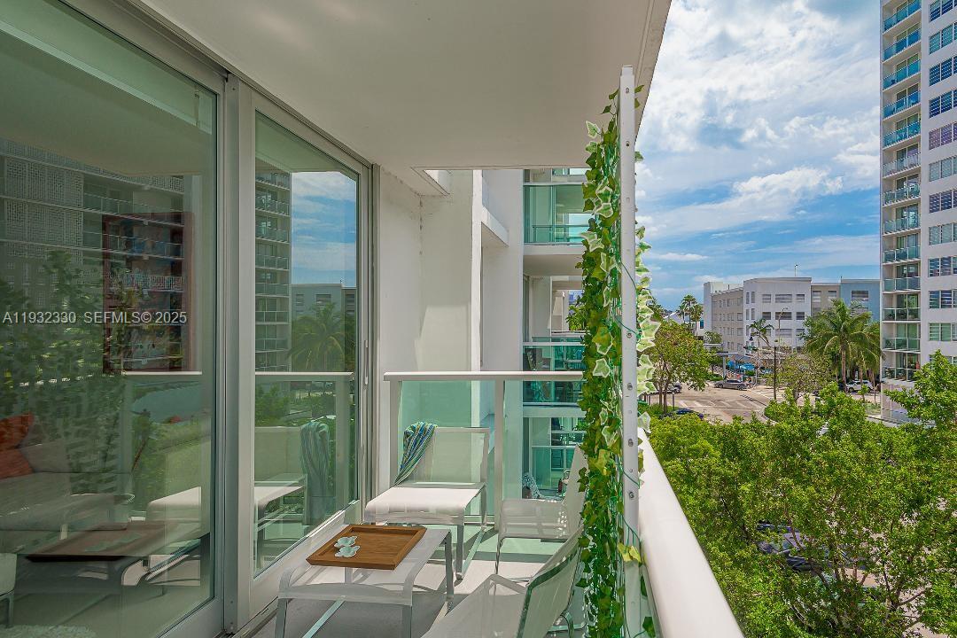 1000 West Ave #327, Miami Beach FL 33139