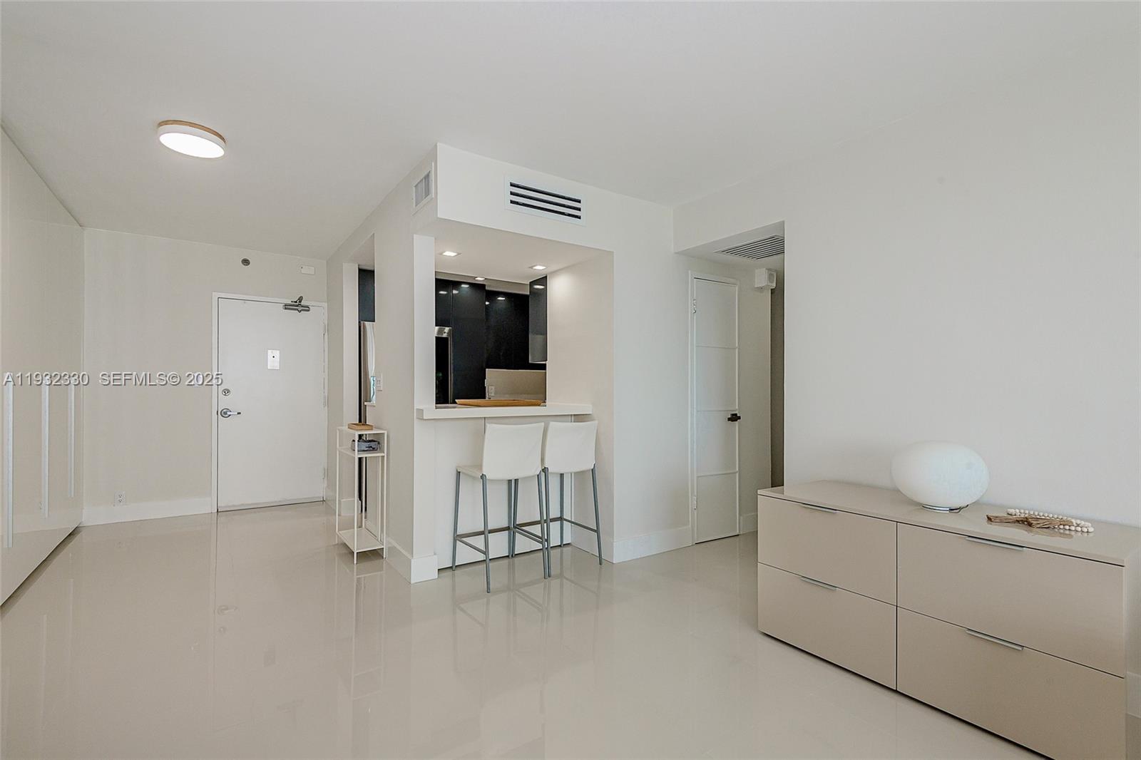 1000 West Ave #327, Miami Beach FL 33139