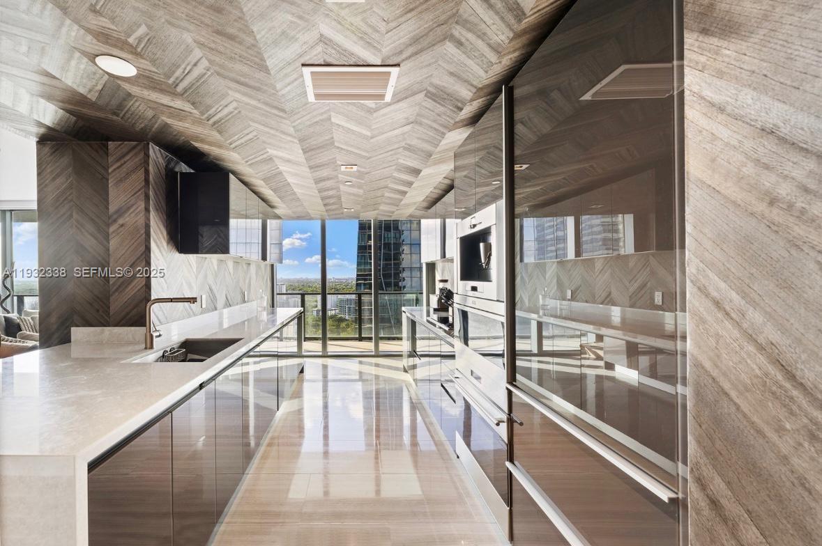 1451 Brickell Ave #2505, Miami FL 33131