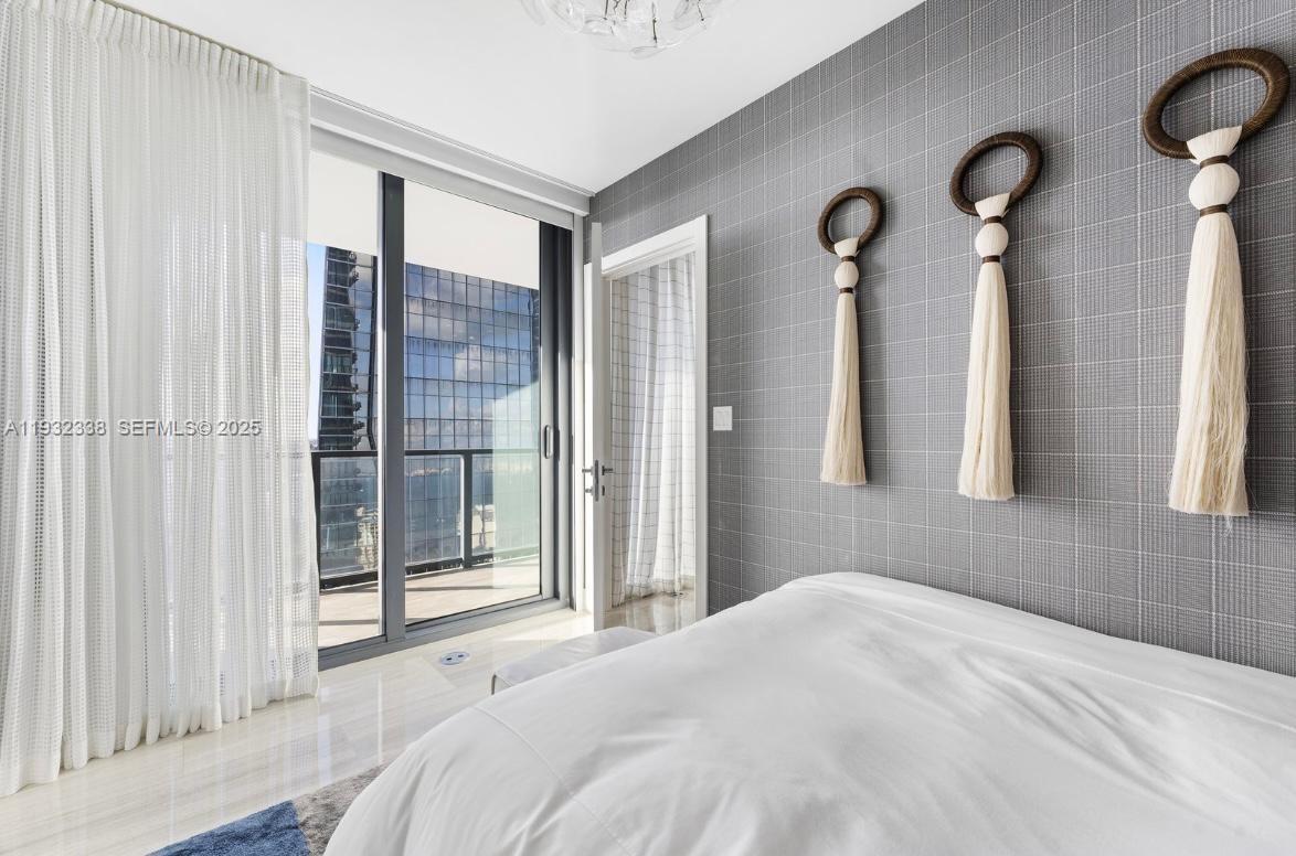 1451 Brickell Ave #2505, Miami FL 33131