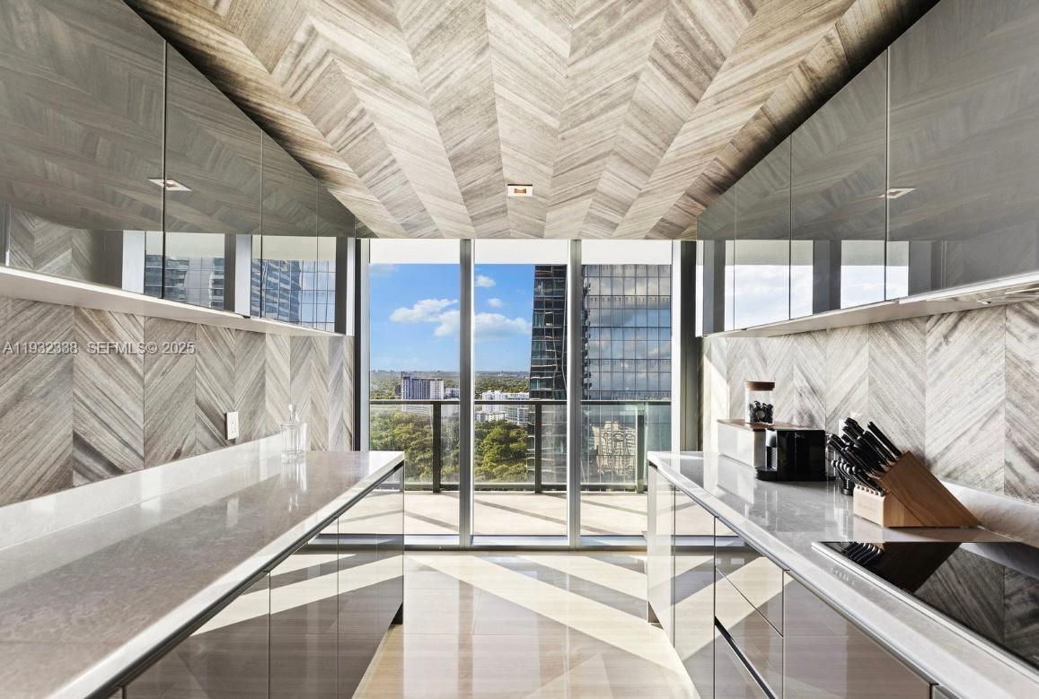 1451 Brickell Ave #2505, Miami FL 33131