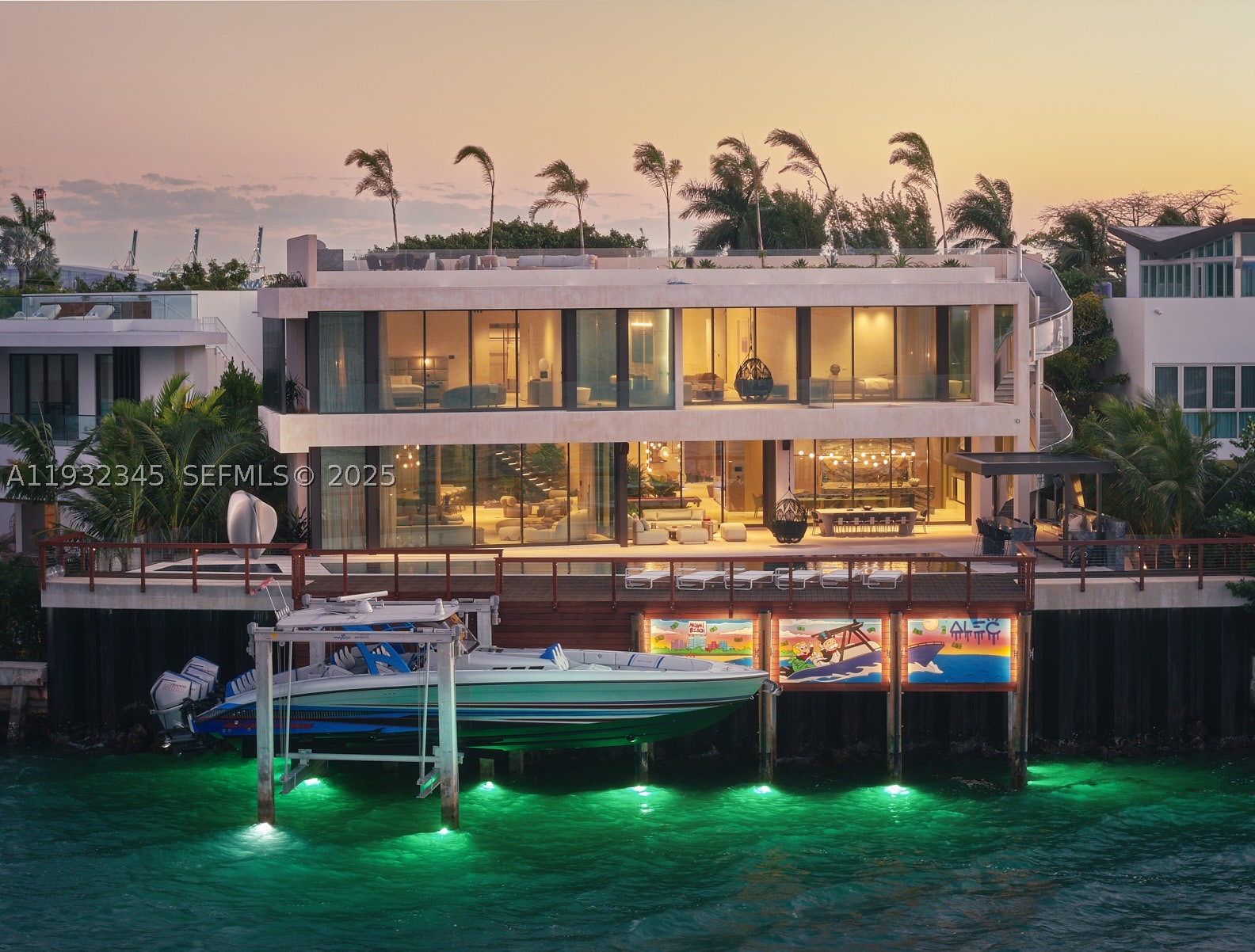 1413 N Venetian Way, Miami FL 33139