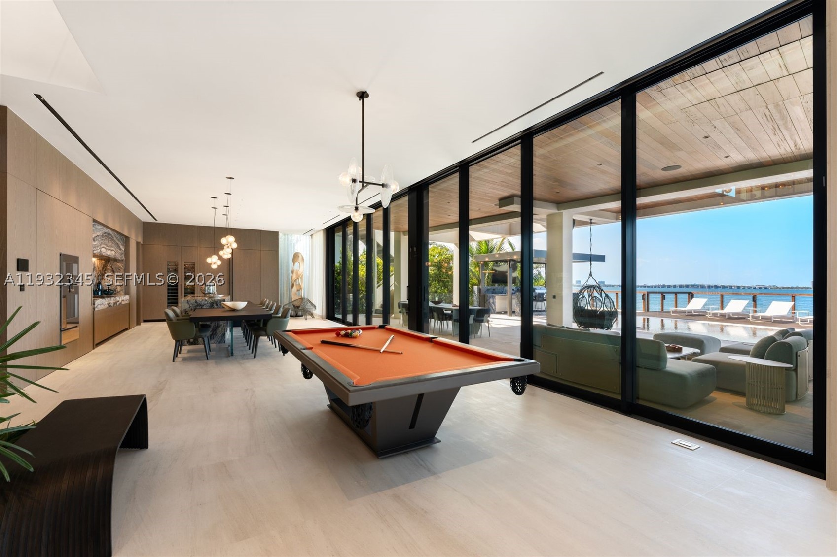 1413 N Venetian Way, Miami FL 33139