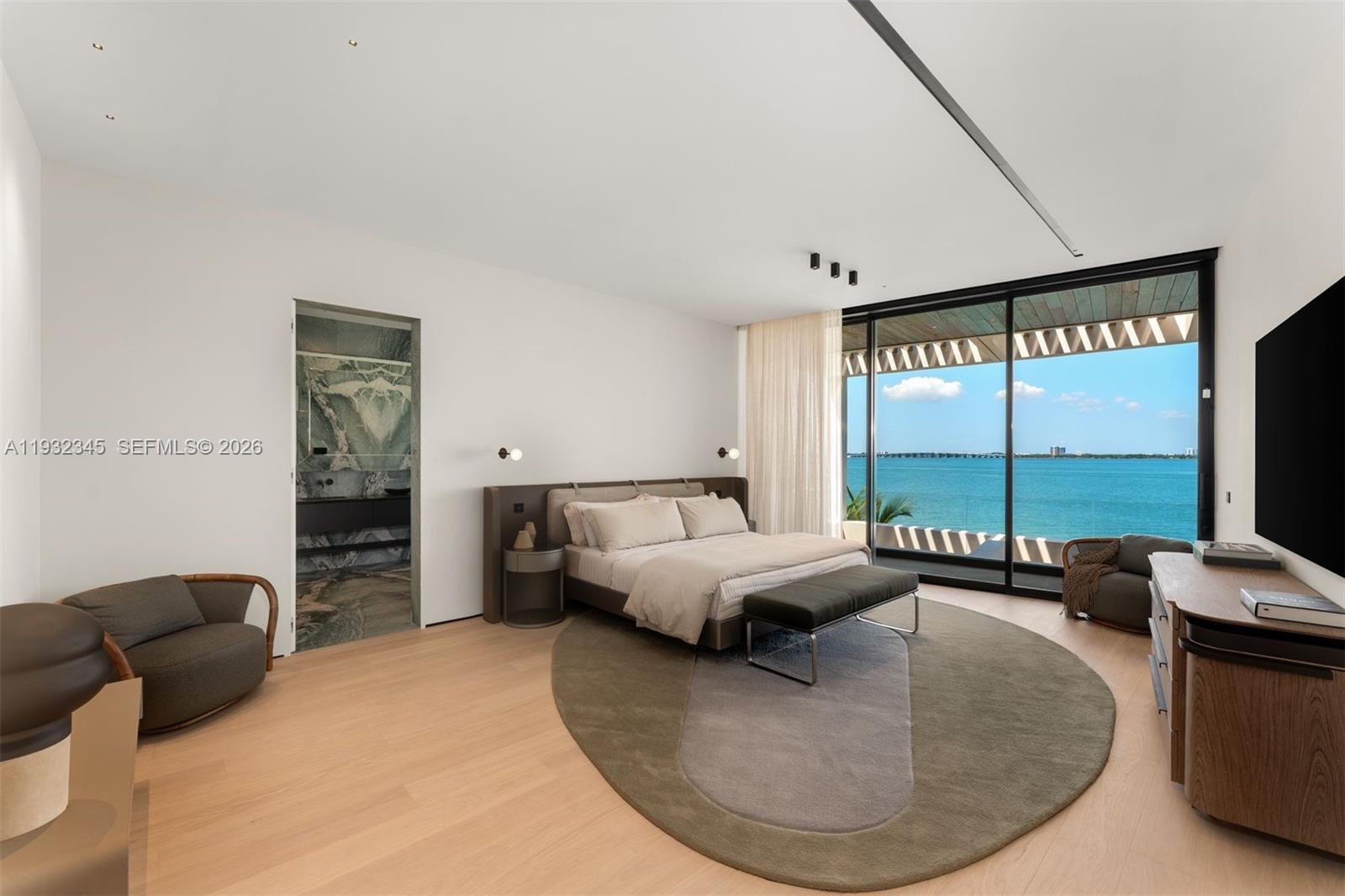 1413 N Venetian, Miami FL 33139