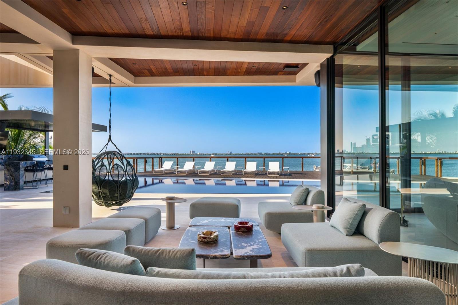 1413 N Venetian, Miami FL 33139