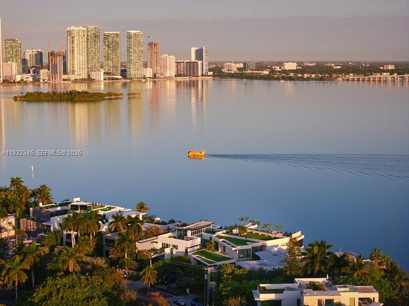 1413 N Venetian Way, Miami FL 33139