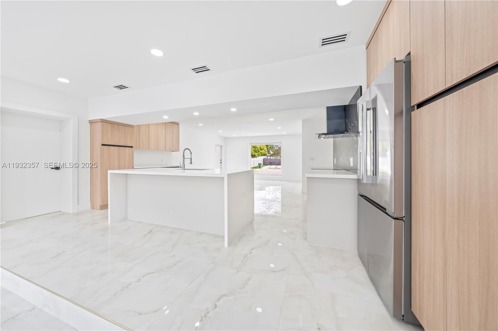 4140 SW 108th Ave, Miami FL 33165