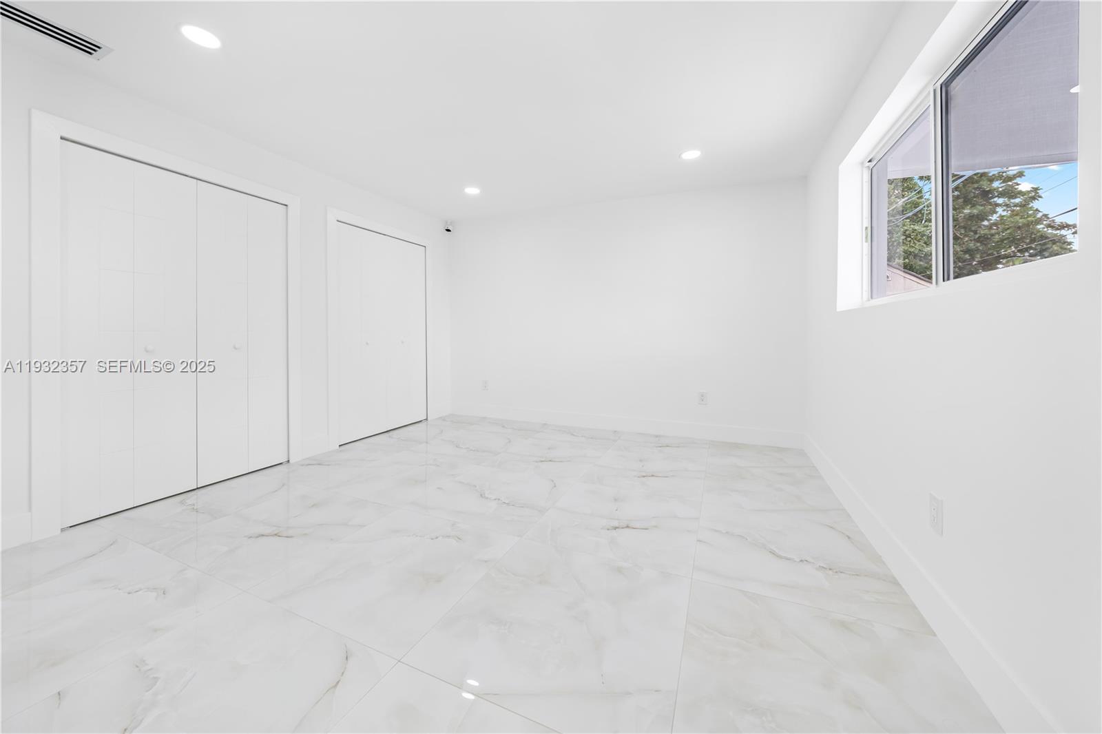 4140 SW 108th Ave, Miami FL 33165