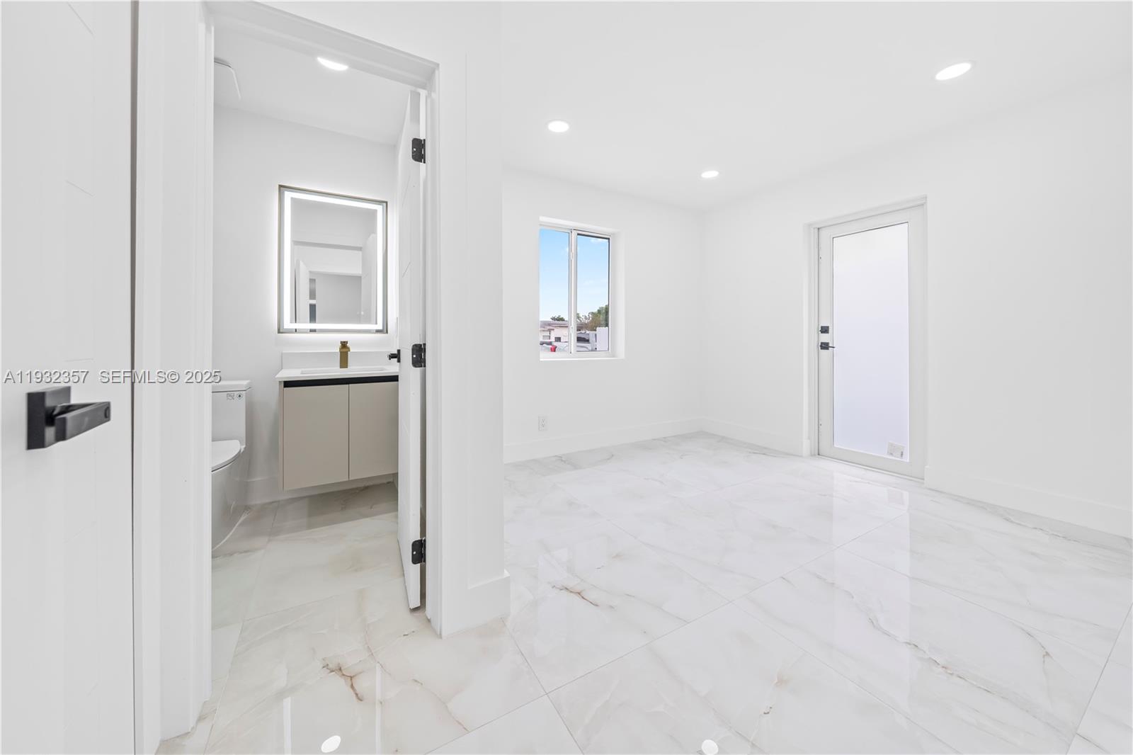 4140 SW 108th Ave, Miami FL 33165