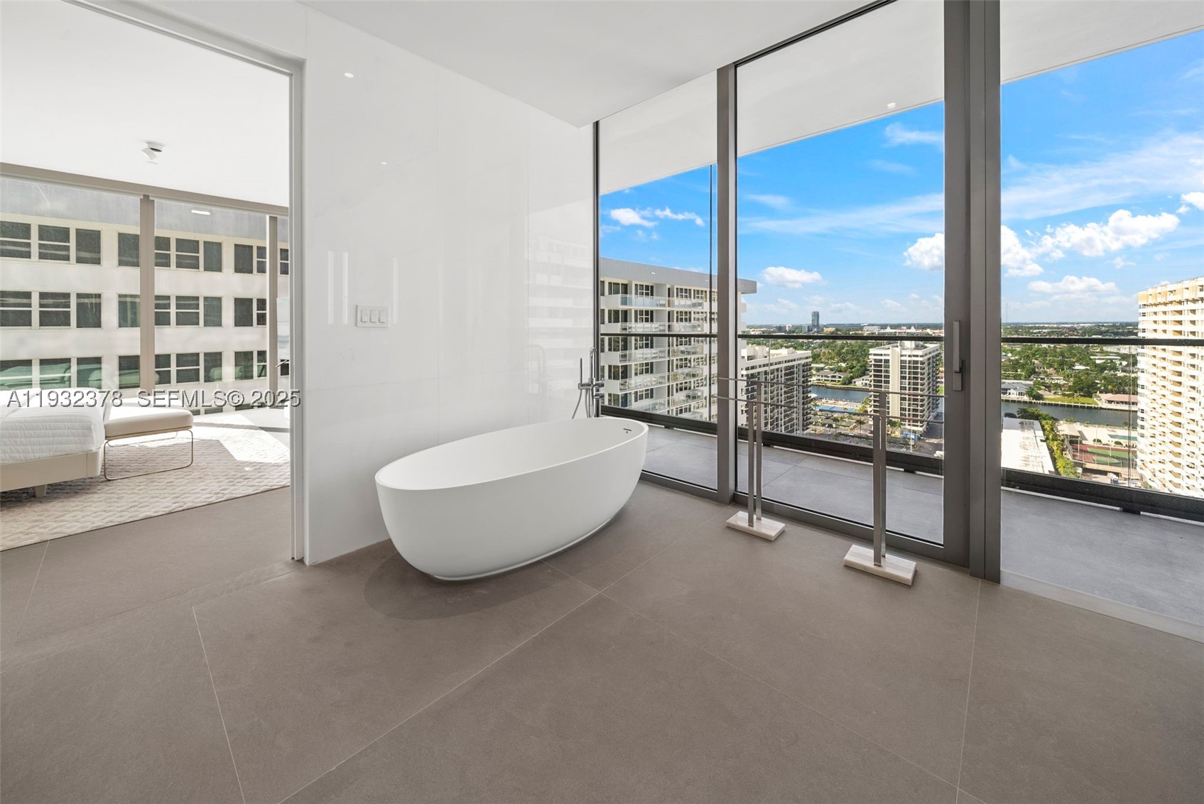 2000 S Ocean Dr #18B, Hallandale Beach FL 33009