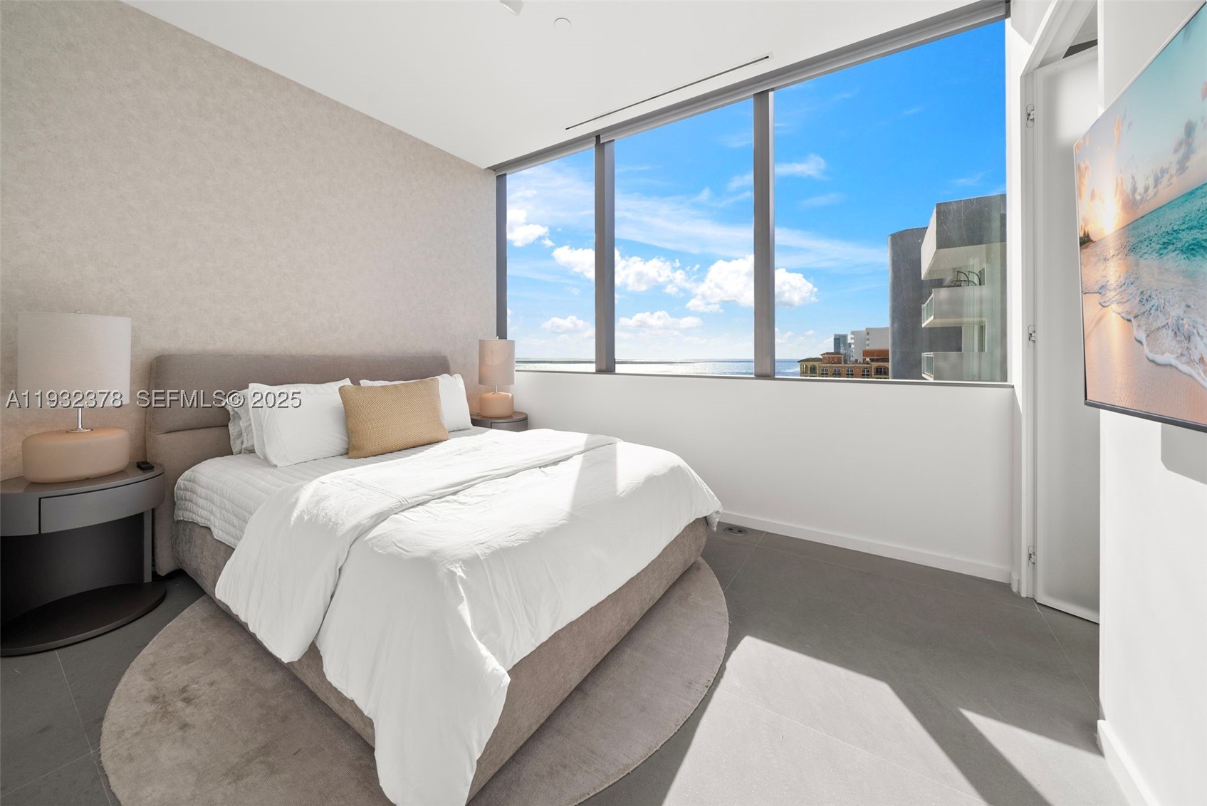 2000 S Ocean Dr #18B, Hallandale Beach FL 33009
