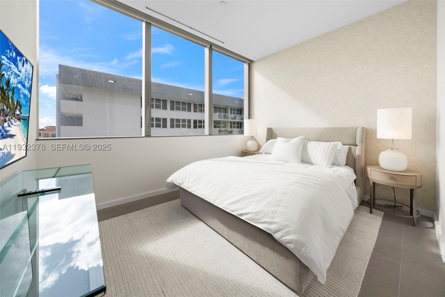 2000 S Ocean Dr #18B, Hallandale Beach FL 33009
