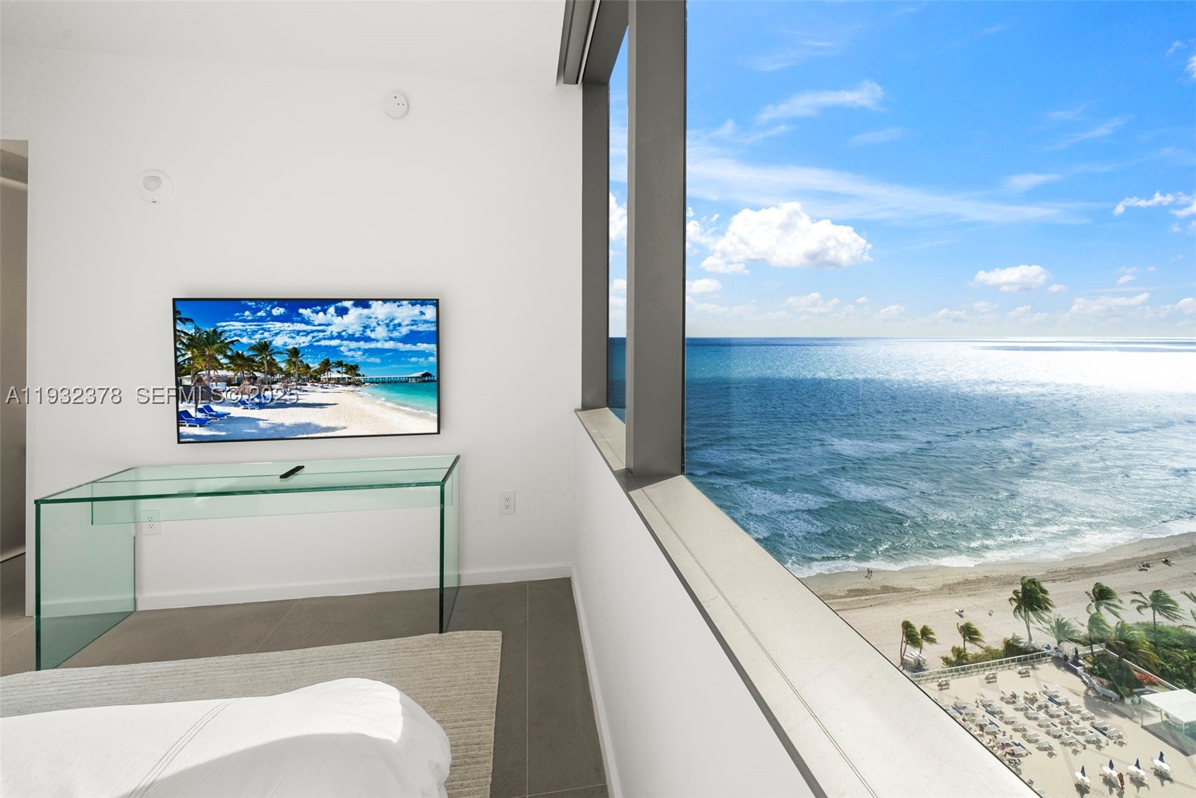 2000 S Ocean Dr #18B, Hallandale Beach FL 33009