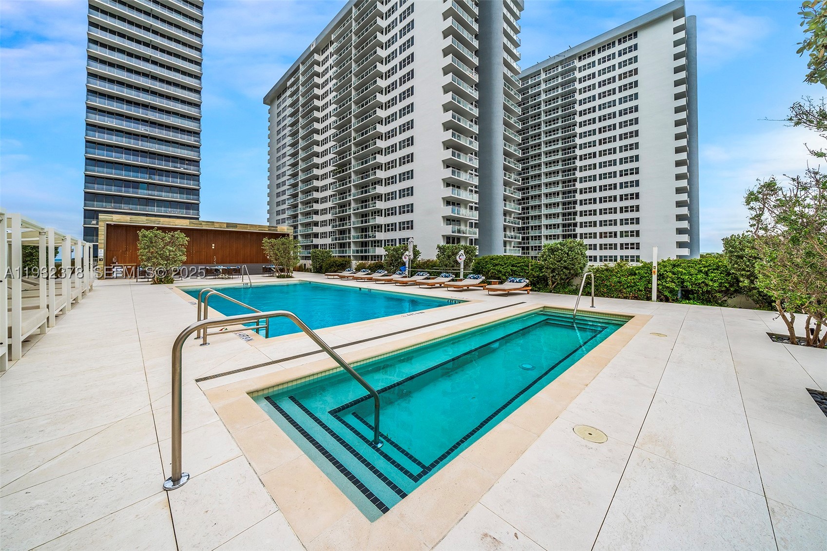 2000 S Ocean Dr #18B, Hallandale Beach FL 33009