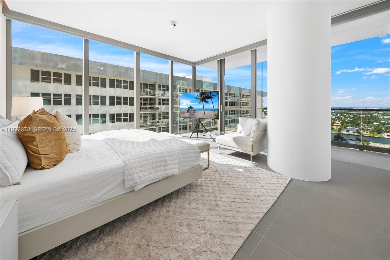 2000 S Ocean Dr #18B, Hallandale Beach FL 33009